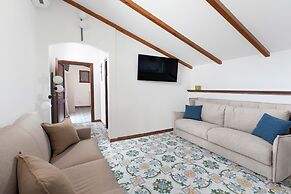 YourHome - Jolly Pini