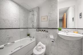 Cozy 1BR near Trafalgar Square