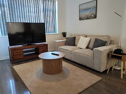 Coventry House Near City Centre & A45