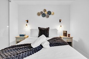Fillmore Downtown Suites
