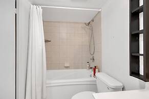 Fillmore Downtown Suites