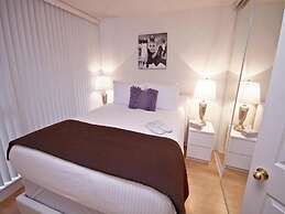 Conservatory Tower Suites - Glen Grove