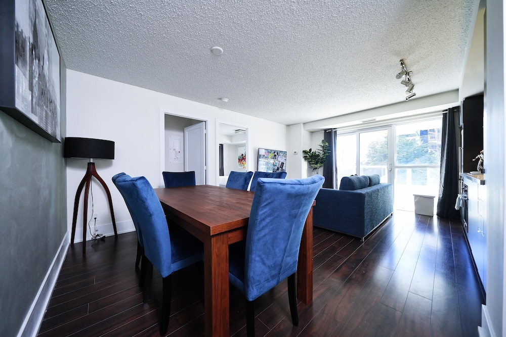 586 Boutique Hotel