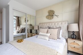 Downtown Toronto Hotel and Suites