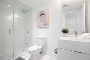 Downtown Toronto Hotel and Suites