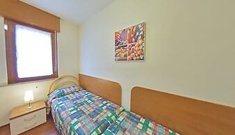 Prime Location Flat Steps From the sea