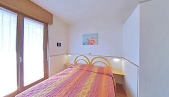 Centrally Located Accommodation With Balcony