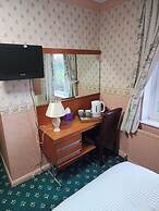 The Limes Hotel