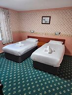The Limes Hotel