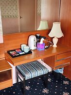 The Limes Hotel