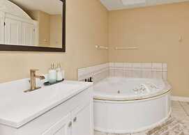 Arbour Crest by Grenadier Luxury suites