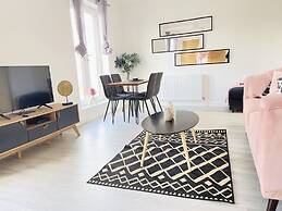 Amythest 4BR all With Ensuite Parking