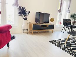 Amythest 4BR all With Ensuite Parking
