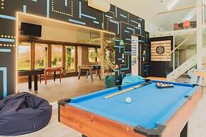 TYE Barn 5BR With Games Room Pet Friendly