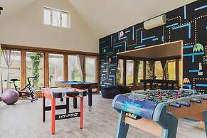 TYE Barn 5BR With Games Room Pet Friendly