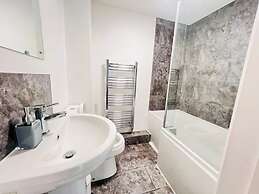 Tanzanite Ground Floor 2BR Apart Pet Friendly