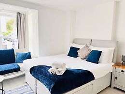 Tanzanite Ground Floor 2BR Apart Pet Friendly