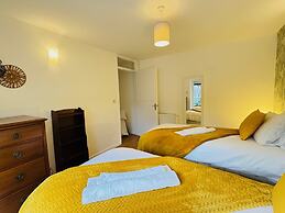 Peridot 2BR Ground Floor Aprt NR Addenbrookes