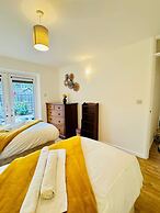 Peridot 2BR Ground Floor Aprt NR Addenbrookes