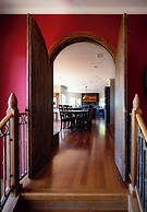 Empress Island Manor