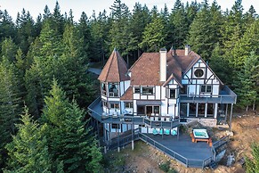 Empress Island Manor