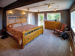 Empress Island Manor
