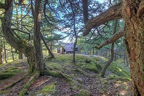 Empress Island Manor