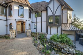 Empress Island Manor