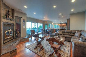 Empress Island Manor