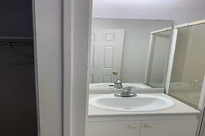 588 Hotel Suites