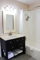 7 Gables Motel