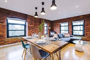 Modern 2-bed Flat in Central Leeds - Sleeps 6