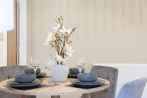 Central Harrogate Beautiful Bright 1-bedroom Apartment