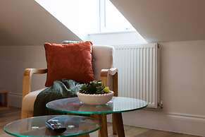 Central Harrogate Beautiful Bright 1-bedroom Apartment