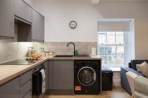 Central Harrogate Beautiful Bright 1-bedroom Apartment