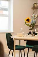 Central Leeds 1-bed Apartment Near Train Station