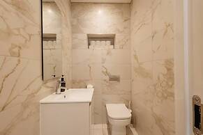Central Leeds 1-bed Apartment Near Train Station