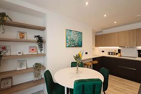 Central Leeds 1-bed Apartment Near Train Station
