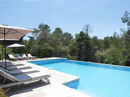 Apartment in Montauroux With Pool & Forest Views