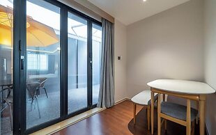 Busan Yongho-dong Athena Hotel