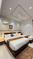 Balaji Hotel