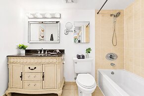 Saint Lawrence Suites