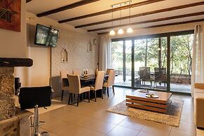 Vathyskia Guesthouse