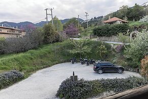 Vathyskia Guesthouse