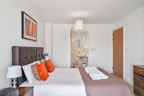 Kennet House 2 Bed and 2 Bath Apt. 7