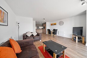 Kennet House 2 Bed and 2 Bath Apt. 7