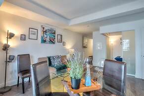 Econo Suites DT