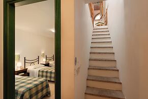 Calanchi Apartments
