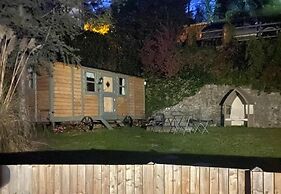 Riverside Shepherds Hut in Newtown Wales