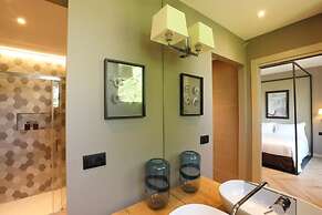 Villa Carla Suites